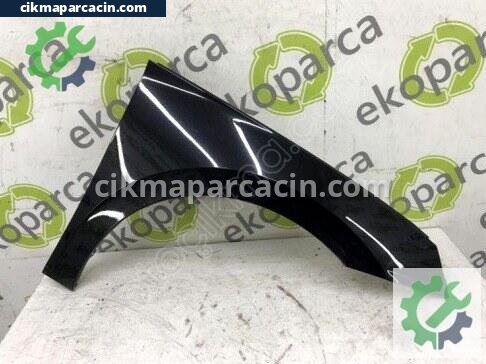 Skoda Scala Sağ Ön Çamurluk çıkma parça