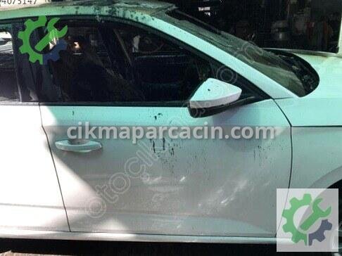 Skoda Scala Bagaj Kapağı 657827023B çıkma parça