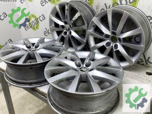 Skoda Scala Jant & Lastik Takımı 657601025 çıkma parça