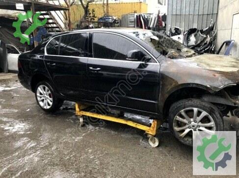 Skoda Superb Bagaj Kapağı 3T5827025A çıkma parça