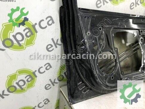 Skoda Superb Sol Ön Kapı 3T0831051 çıkma parça