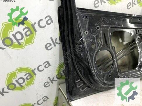 Skoda Superb Sol Ön Kapı 3T0831051 çıkma parça