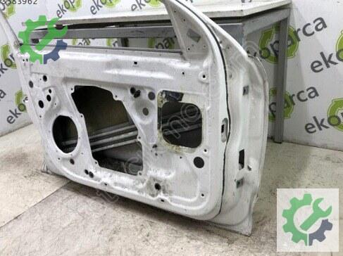 Skoda Superb Sol Ön Kapı 3T0831051 çıkma parça