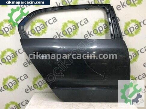 Skoda Superb Sağ Arka Kapı çıkma parça