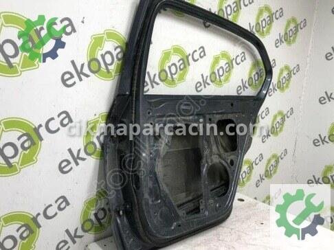 Skoda Superb Sağ Arka Kapı 3T5833056 çıkma parça