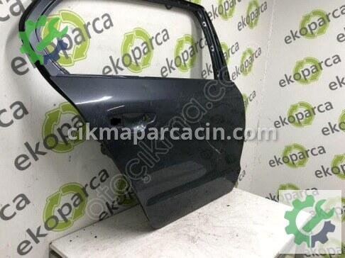 Skoda Superb Sağ Arka Kapı 3T5833056 çıkma parça