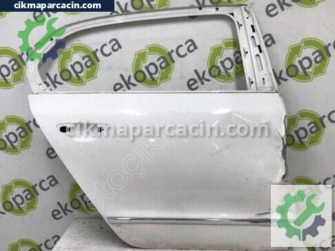 Skoda Superb Sağ Arka Kapı çıkma parça