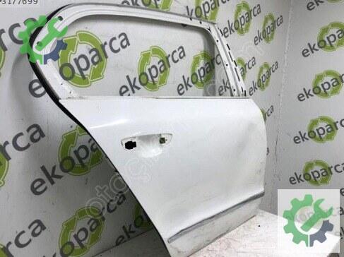 Skoda Superb Sağ Arka Kapı 3T5833056 çıkma parça