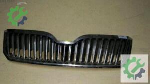 SKODA SUPERB 2012 2015 ÖN PANJUR 3T0853668B