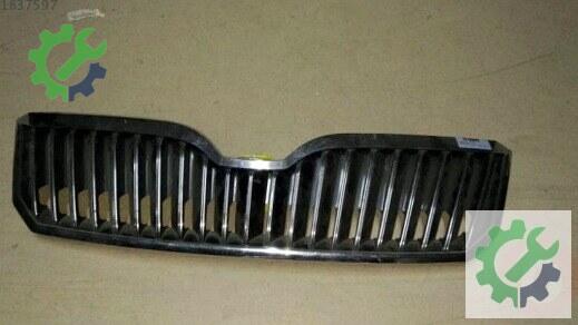 Skoda Superb Ön Panjur çıkma parça