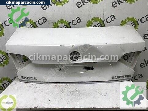 Skoda Superb Bagaj Kapağı çıkma parça