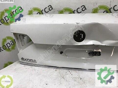 Skoda Superb Bagaj Kapağı 3T5827025D çıkma parça