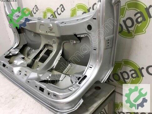 Skoda Superb Bagaj Kapağı 3V5827023 çıkma parça