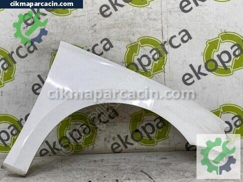 Skoda Superb Sağ Ön Çamurluk çıkma parça