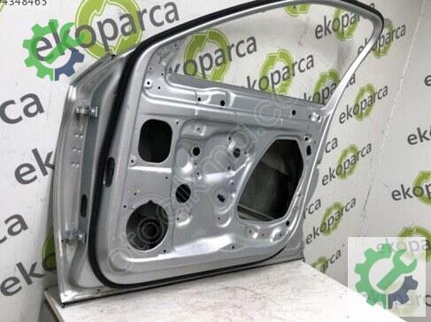 Skoda Superb Sağ Ön Kapı 3V0831052 çıkma parça