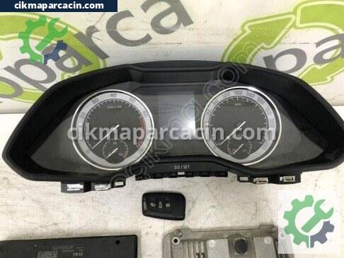 Skoda Superb Gösterge Paneli çıkma parça