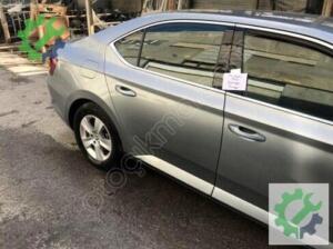 SKODA SUPERB 2015 2024 SAĞ ARKA ÇAMURLUK BOYALI 3V5809602C