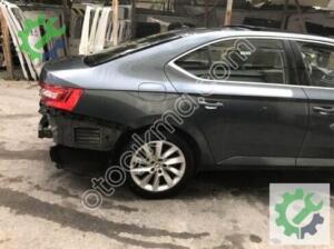 SKODA SUPERB 2015 2024 SAĞ ARKA ÇAMURLUK SÖKME 3V5809602C