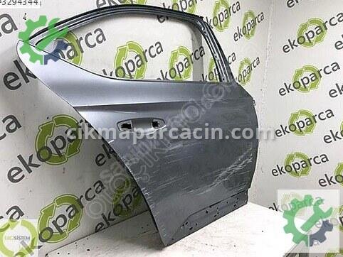 Skoda Superb Sağ Arka Kapı 3V5833052 çıkma parça