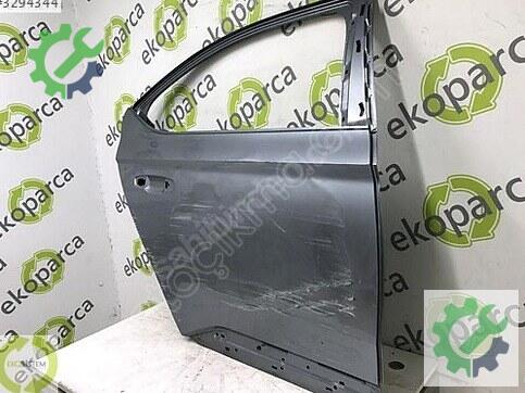 Skoda Superb Sağ Arka Kapı 3V5833052 çıkma parça