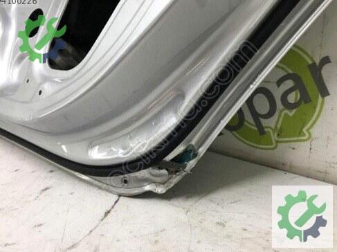 Skoda Superb Sağ Arka Kapı 3V5833052 çıkma parça