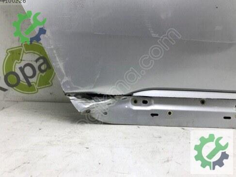 Skoda Superb Sağ Arka Kapı 3V5833052 çıkma parça