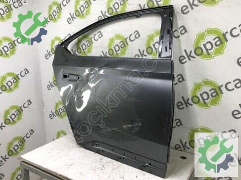 Skoda Superb Sağ Arka Kapı 3V5833052 çıkma parça