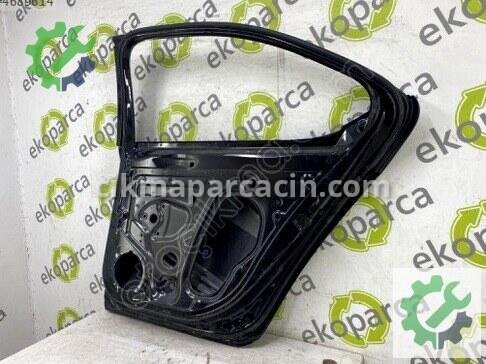Skoda Superb Sağ Arka Kapı 3V5833052 çıkma parça