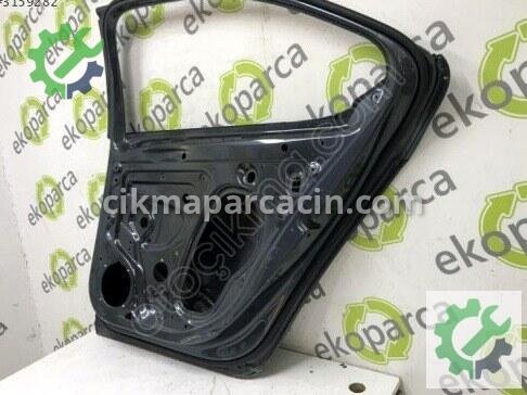 Skoda Superb Sağ Arka Kapı 3V5833052 çıkma parça