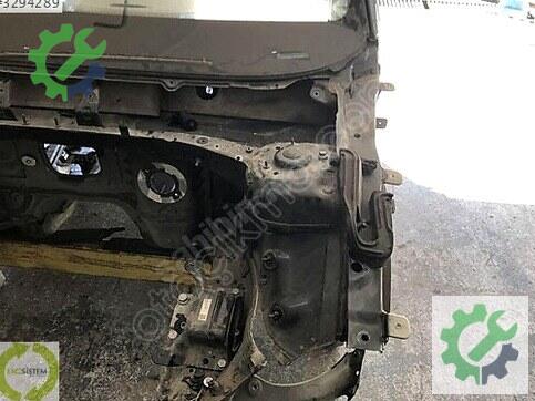Skoda Superb Sağ Kapı Sacı 3V0810126A çıkma parça