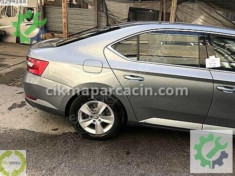 Skoda Superb Komple Ön 3V0810126A çıkma parça
