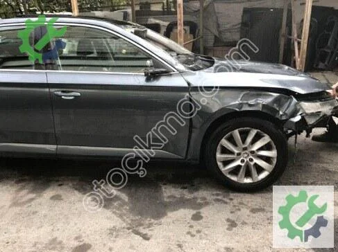 Skoda Superb Kapı (Ön Sağ) 3V5809602C çıkma parça