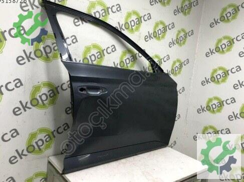 Skoda Superb Sağ Ön Kapı 3V0831052 çıkma parça