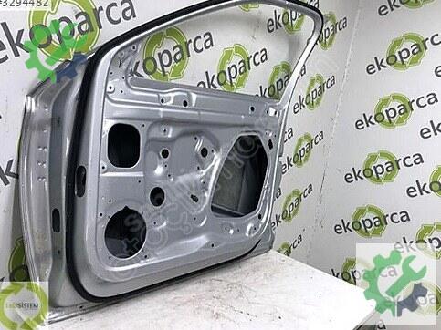 Skoda Superb Sağ Ön Kapı 3V0831052 çıkma parça