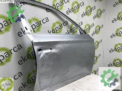 Skoda Superb Sağ Ön Kapı 3V0831052 çıkma parça