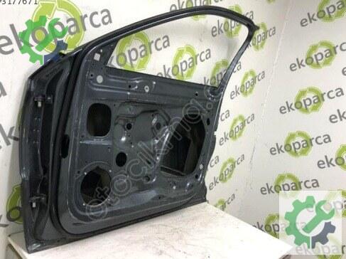 Skoda Superb Sağ Ön Kapı 3V0831052 çıkma parça