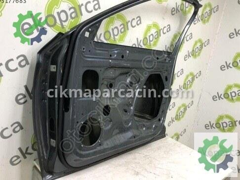 Skoda Superb Sağ Ön Kapı 3V0831052 çıkma parça