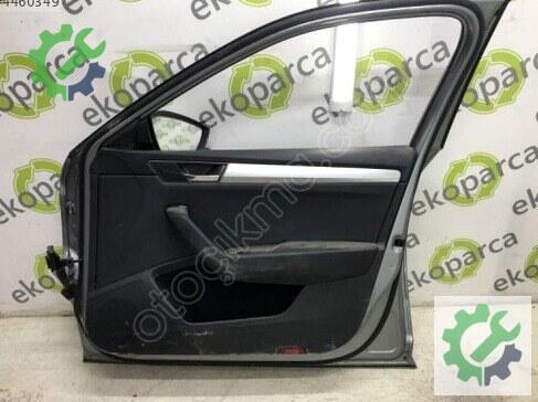 Skoda Superb Sağ Ön Kapı 3V0831052 çıkma parça