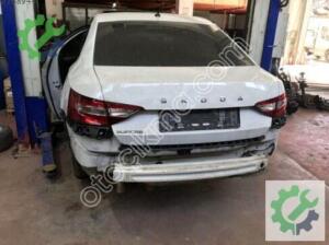SKODA SUPERB 2015 2024 SOL ARKA ÇAMURLUK 3V5809601C