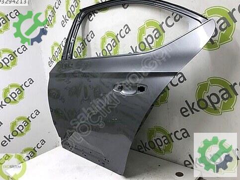 Skoda Superb Sol Arka Kapı 3V5833051 çıkma parça