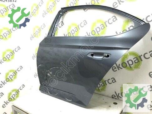 Skoda Superb Sol Arka Kapı 3V5833051 çıkma parça