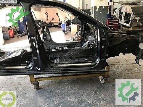 Skoda Superb Sol Konsol 3V0810125A çıkma parça