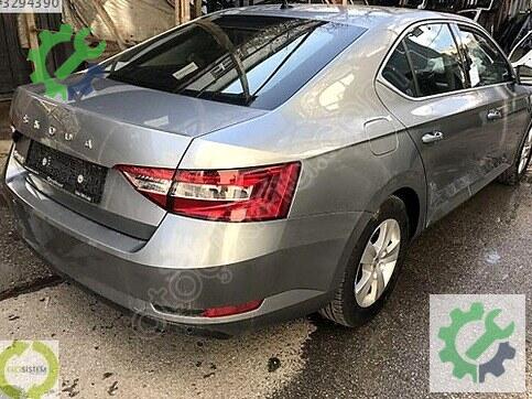 Skoda Superb Komple Ön 3V0810125A çıkma parça