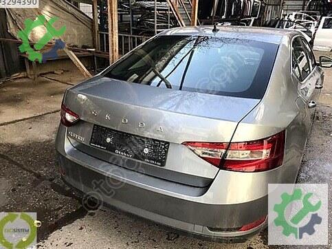 Skoda Superb Komple Ön 3V0810125A çıkma parça
