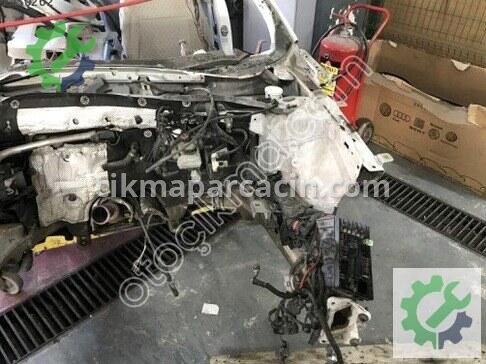 Skoda Superb Sol Konsol 3V5809601C çıkma parça