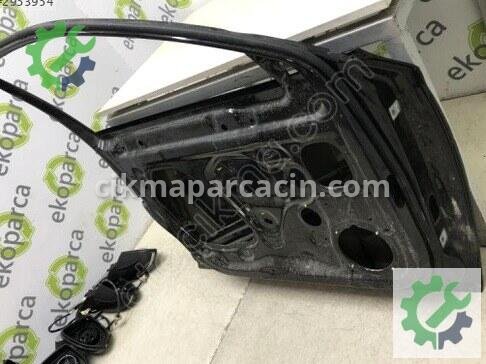 Skoda Superb Sol Ön Kapı 3V0831051 çıkma parça