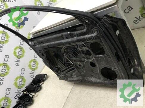 Skoda Superb Sol Ön Kapı 3V0831051 çıkma parça