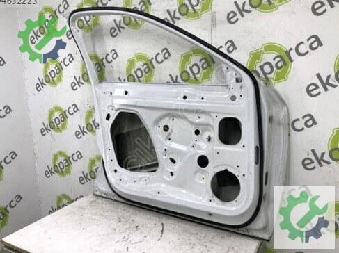 Skoda Superb Sol Ön Kapı 3V0831051 çıkma parça