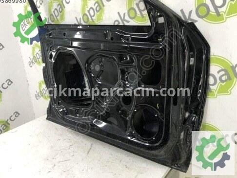 Skoda Superb Sol Ön Kapı 3V0831051 çıkma parça