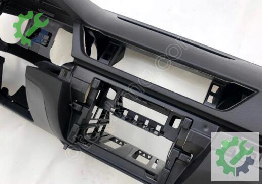 Skoda Superb Torpido 3V1857007 çıkma parça